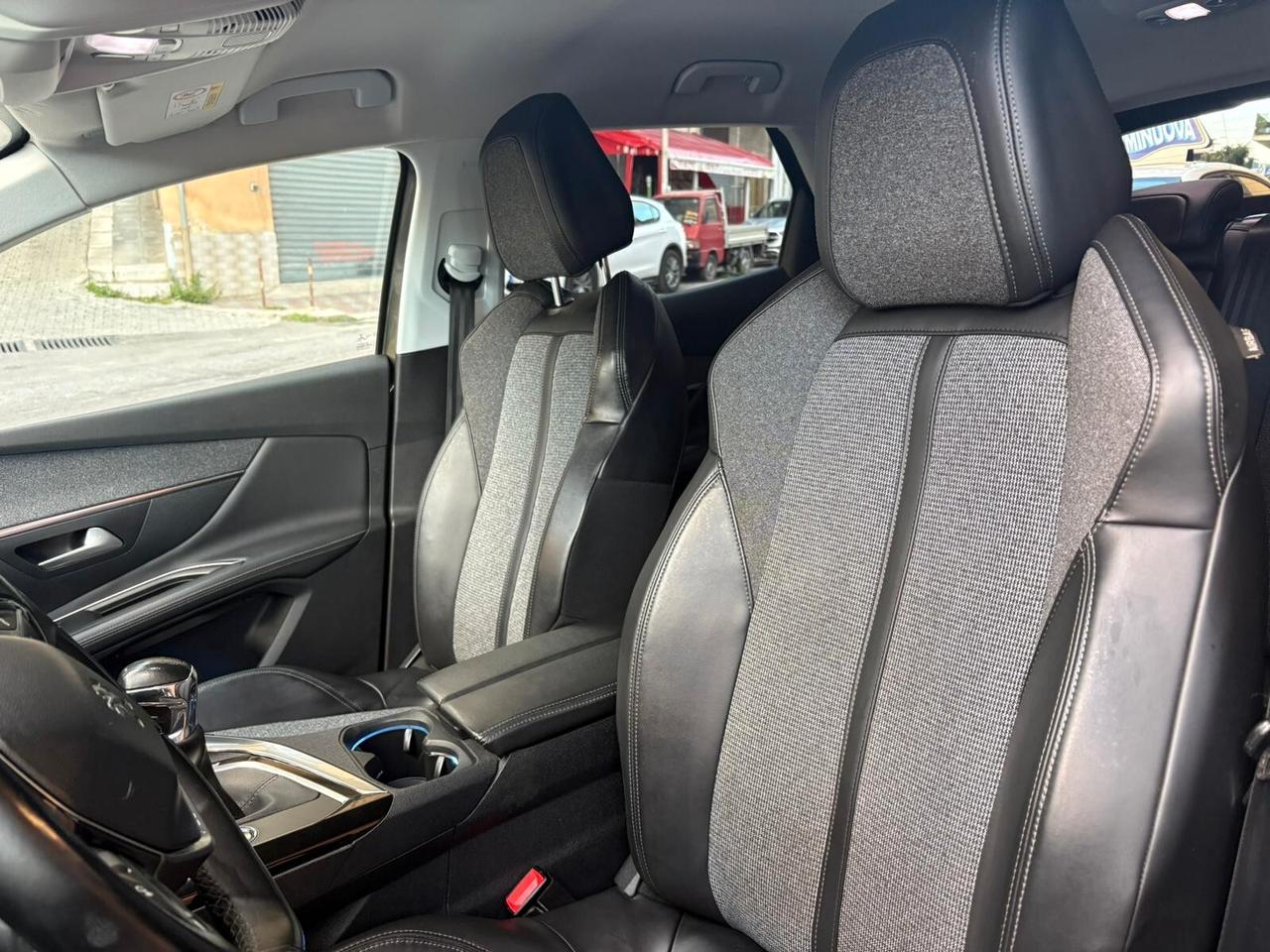 Peugeot 3008 BlueHDi 130 S&S Allure