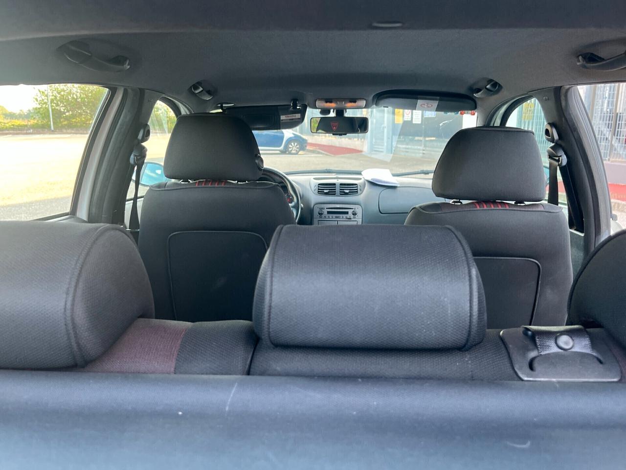 Alfa Romeo 147 1.9 JTDm Q2 (170) 5p. Ducati Corse