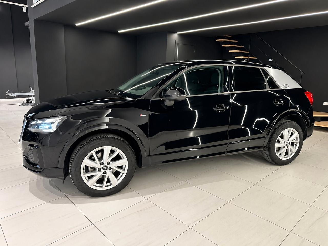 Audi Q2 2.0 116 CV S Tronic S line Matrix 2023