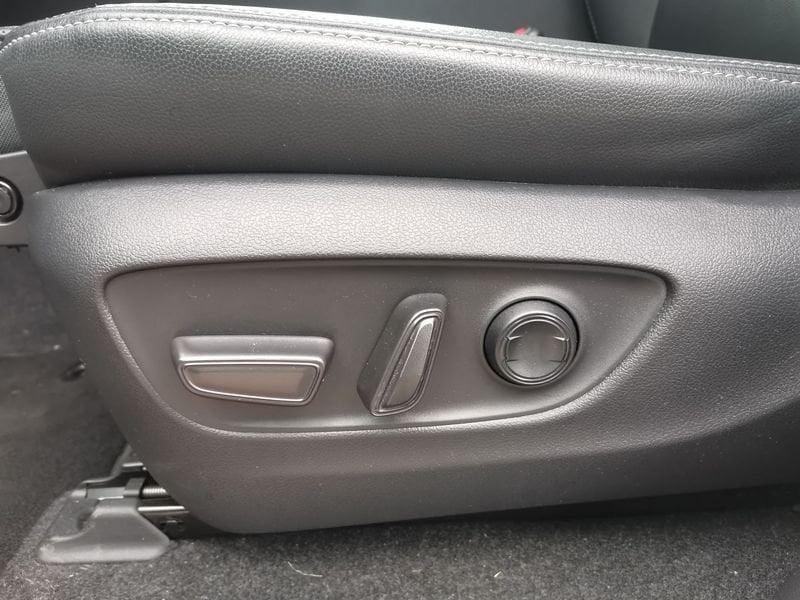 Toyota Land Cruiser Land Cruiser 2.8 D4D A/T AWD First Edition