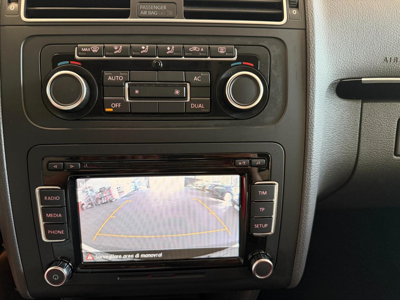 Volkswagen Touran 2.0 TDI 170 CV DSG - CINGHIA OK