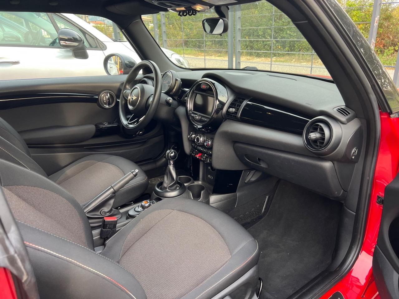 Mini 1.5 Benzina John Cooper Works allestimento