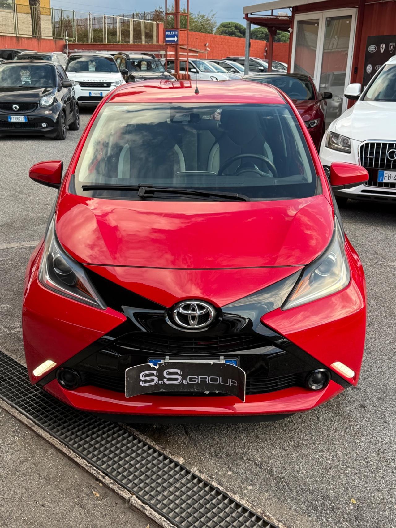 Aygo 1.0 ( 25 mila km ) unipro-automatica-neopatentati