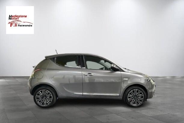 Lancia Ypsilon 1.0 69cv Hybrid/Benzina 43.000KM