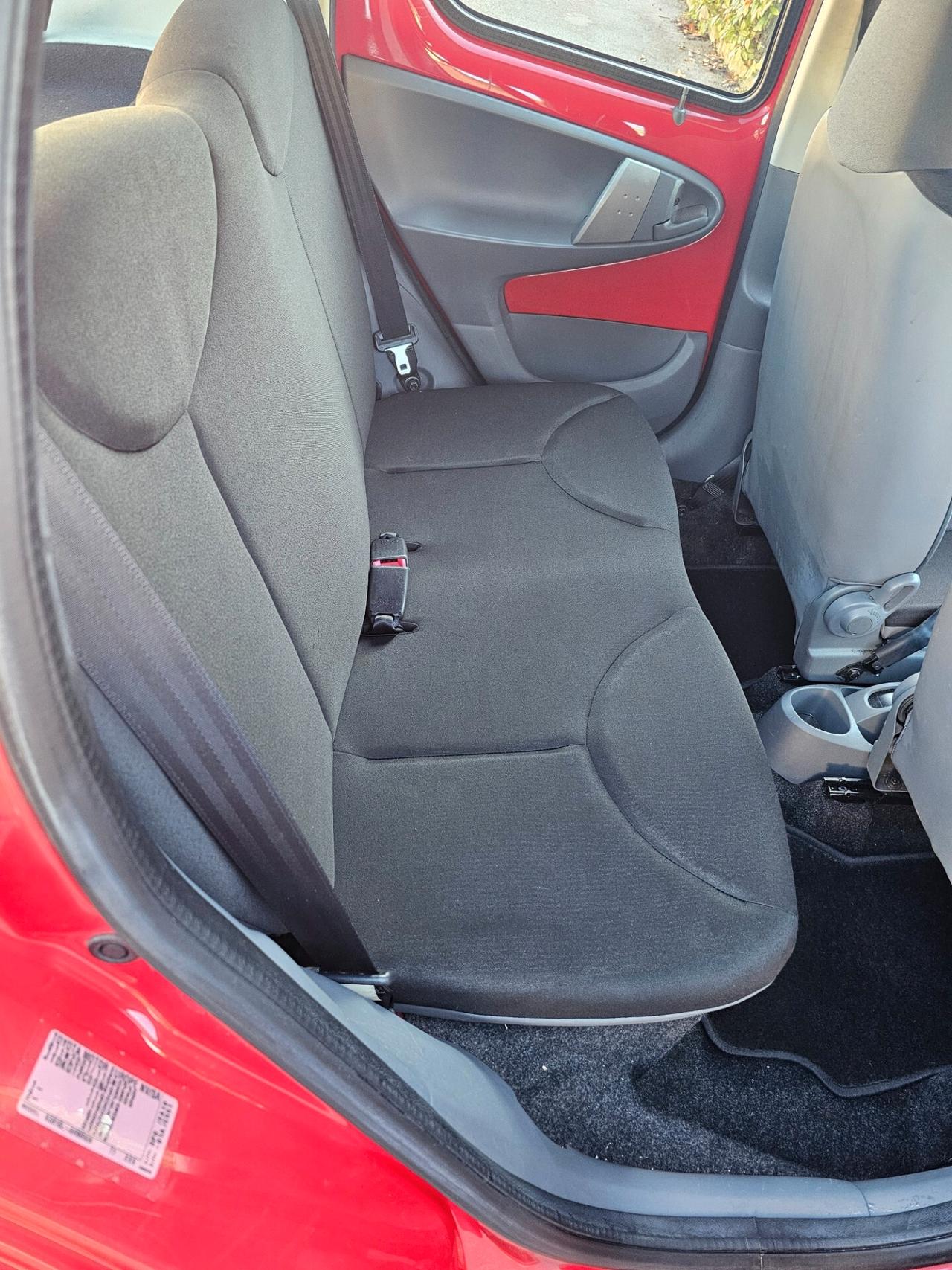 Toyota Aygo 1.0 12V VVT-i 5 porte Now