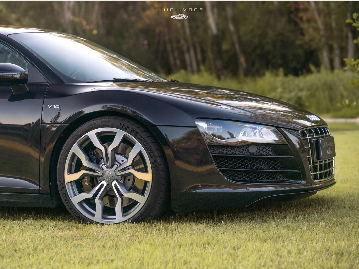 Audi R8 5.2 V10 FSI quattro R tronic