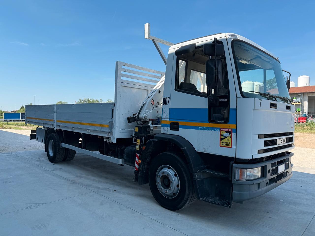 Iveco Eurocargo 150E18 cassone + gru SOLO EXPORT