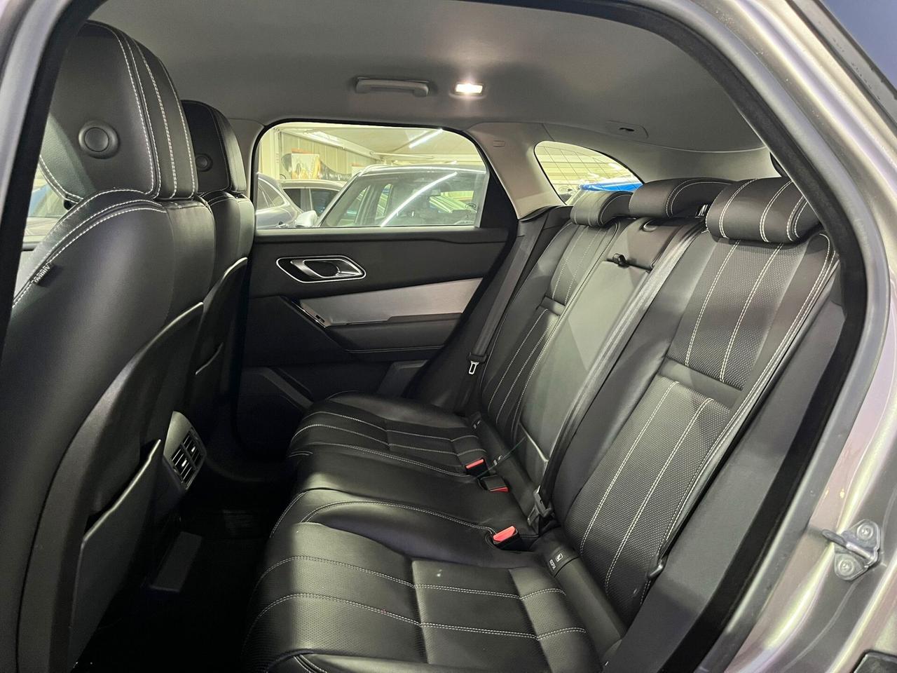 Land Rover Range Velar 2.0D I4 240 CV R-Dynamic S