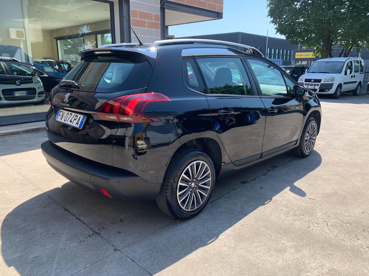 Peugeot 2008 PureTech 82 Active