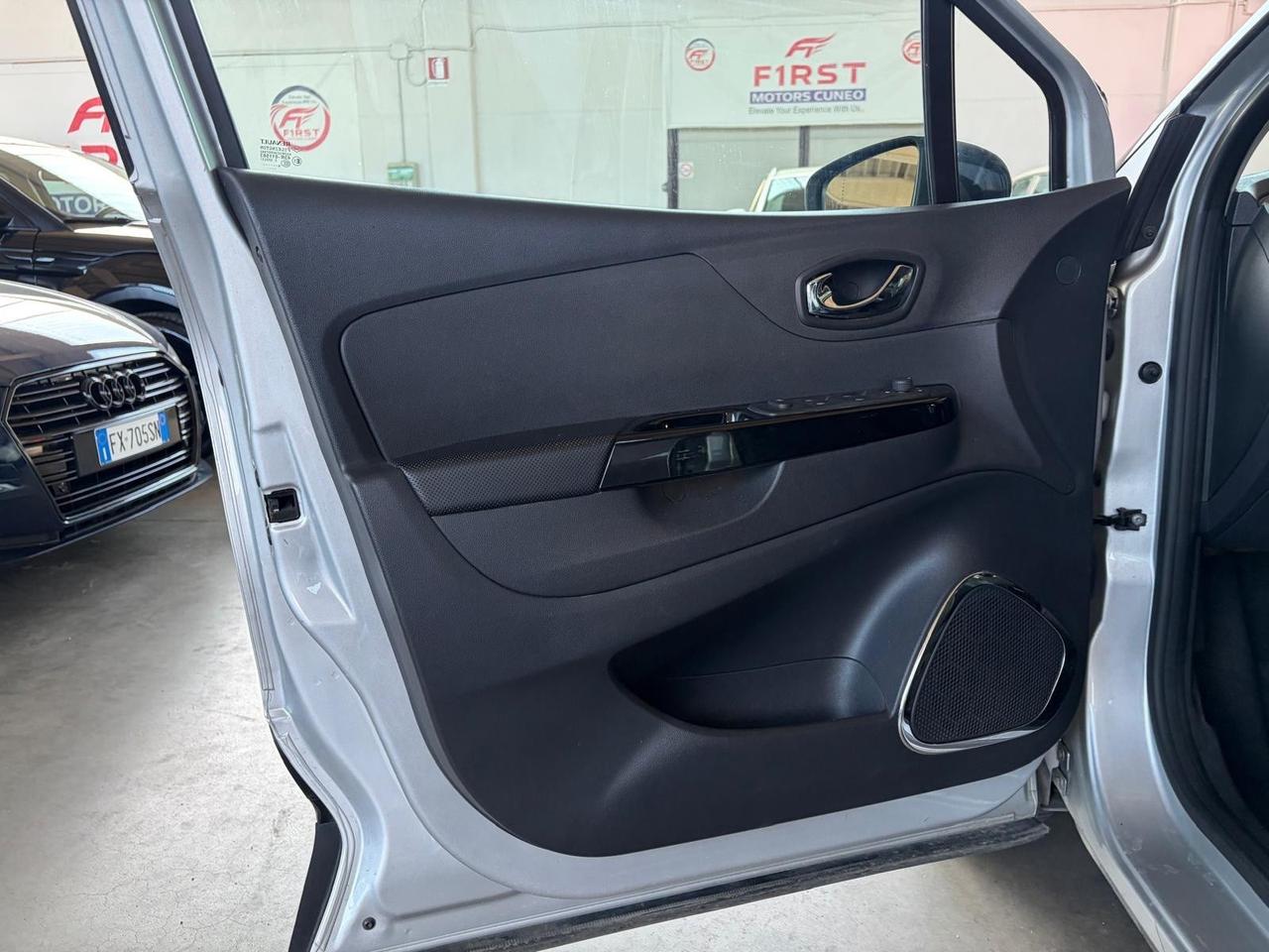 Renault Captur dCi 8V 90 CV EDC Start&Stop Energy Intens