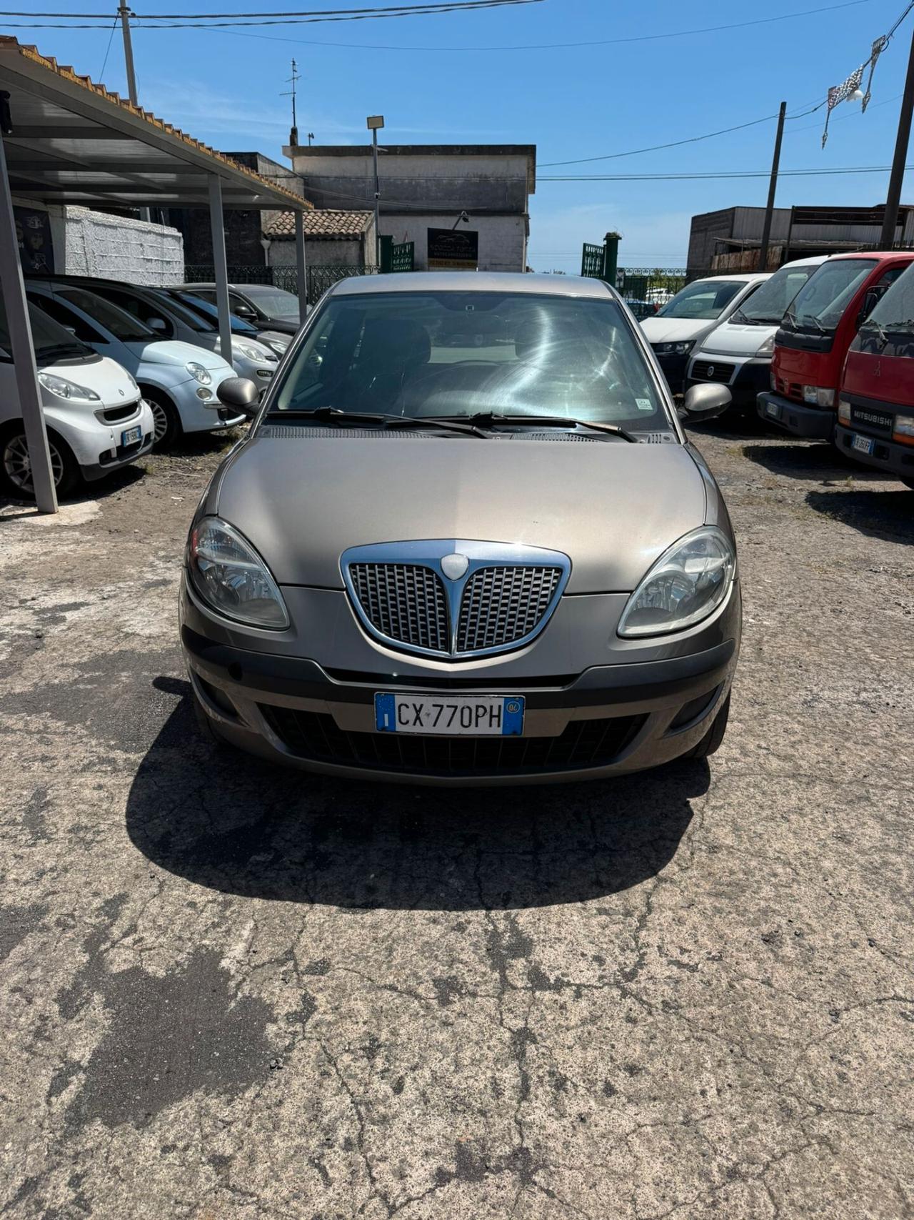 Lancia Ypsilon 1.3 Multijet 16V Platino