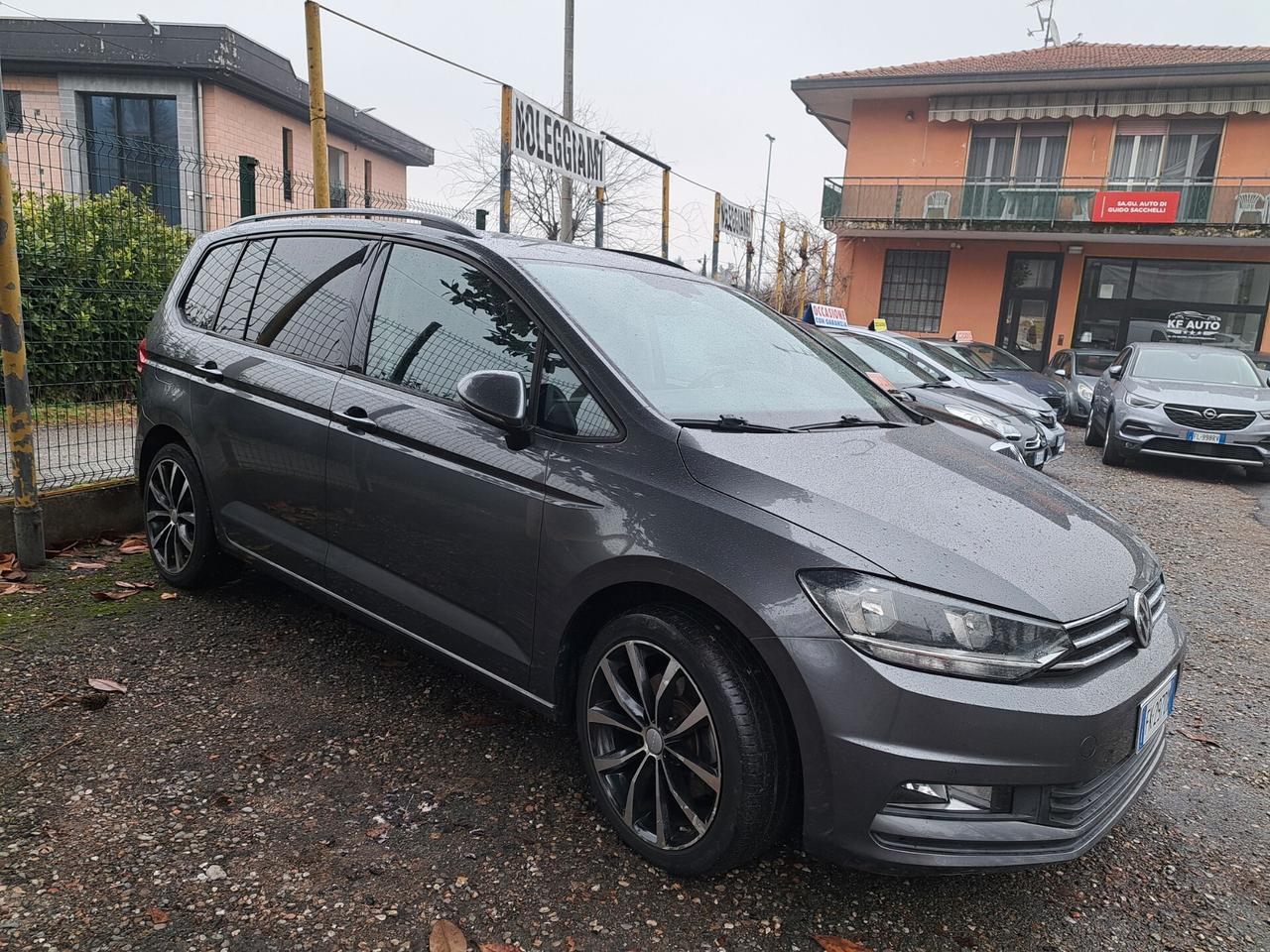 Volkswagen Touran 1.6 TDI 115 CV SCR DSG Highline BlueMotion Tech.