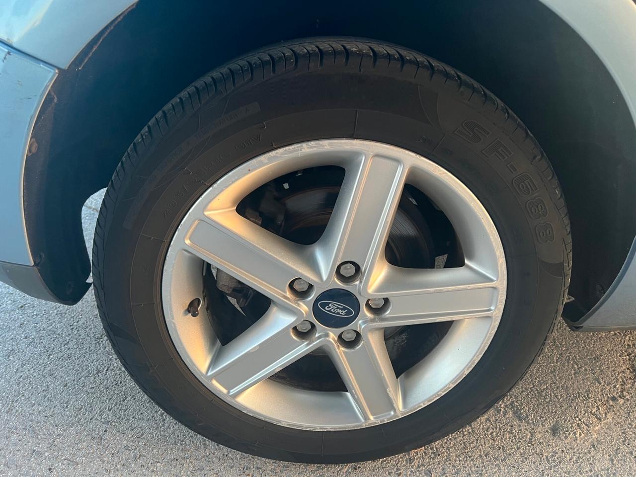 Ford Focus CC Focus (115CV) Titanium