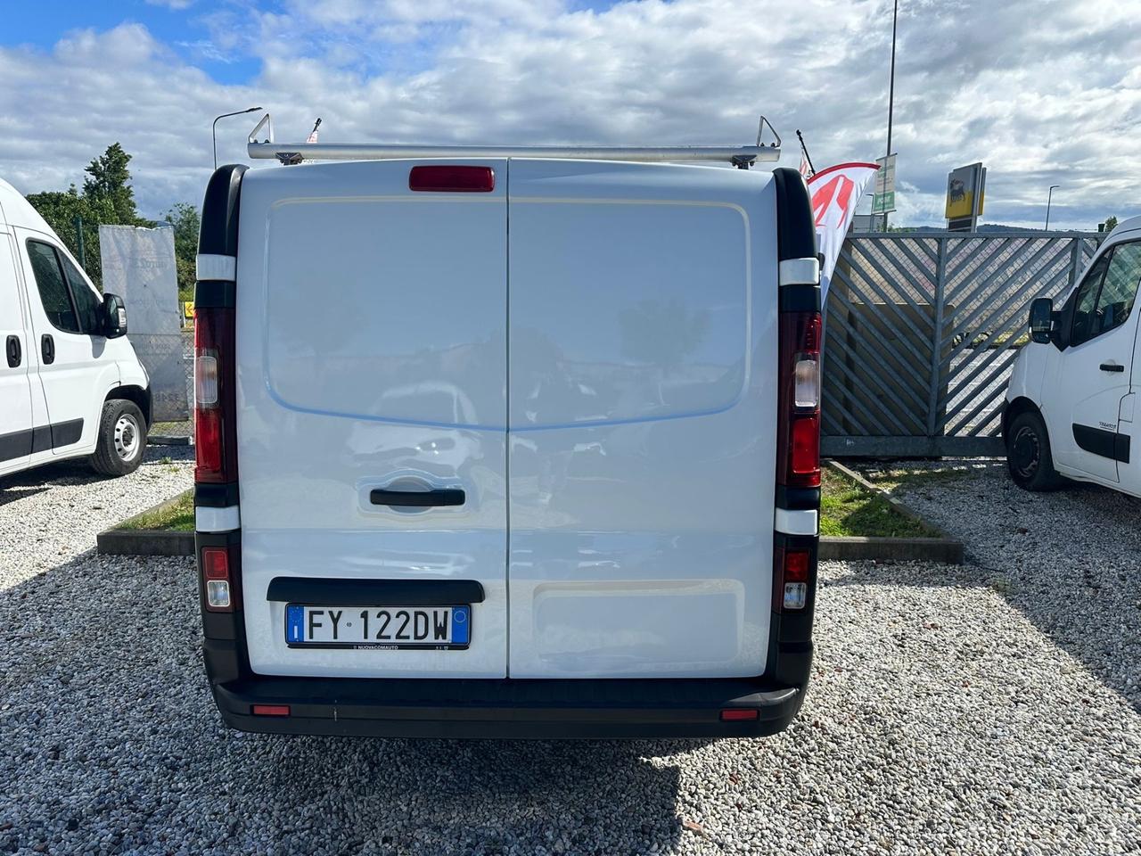 Renault Trafic T28 2.0 dCi 120CV Iva Compresa