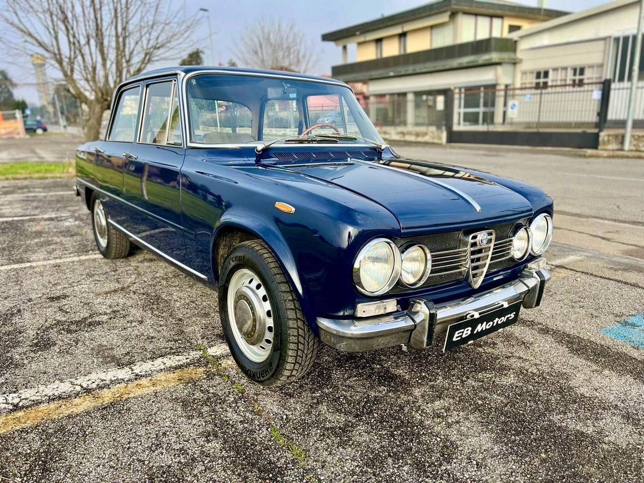 Alfa Romeo Giulia Super 1600 "Biscione"