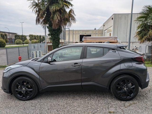 TOYOTA C-HR 1.8 Hybrid E-CVT Black Edition