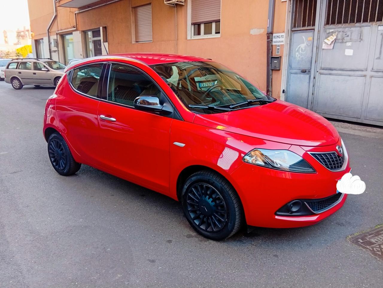 Lancia Ypsilon