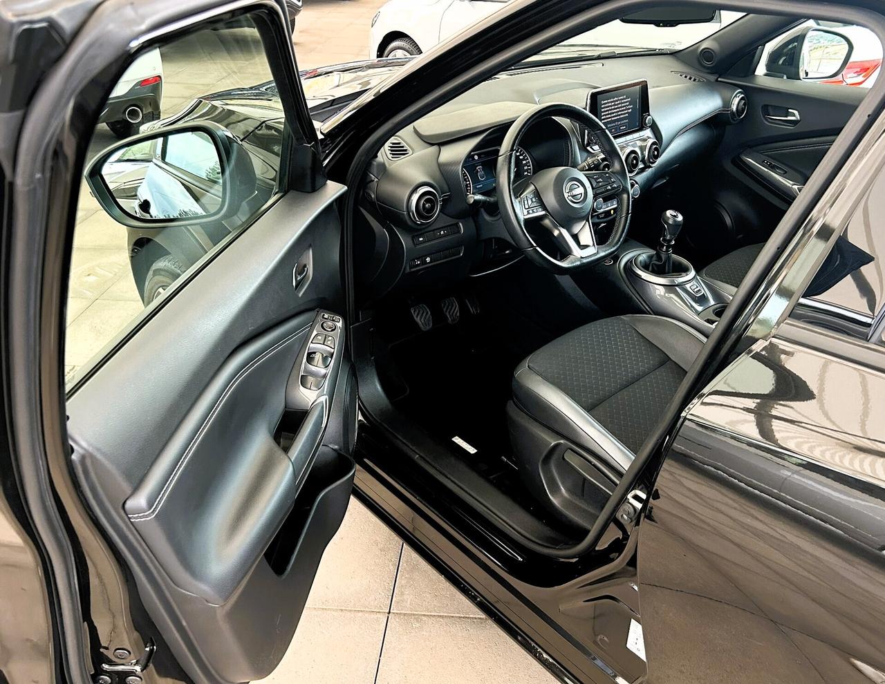 Nissan Juke 1.0 DIG-T 114 CV N-Connecta