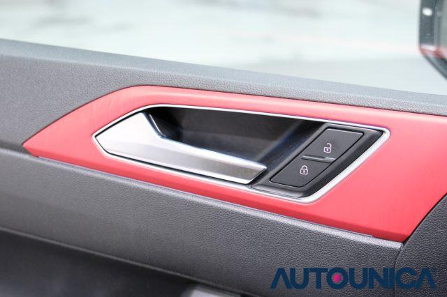 VOLKSWAGEN Polo GTI 2.0 TSI DSG GTI BLUEMOTION TECHNOLOGY FULL LED