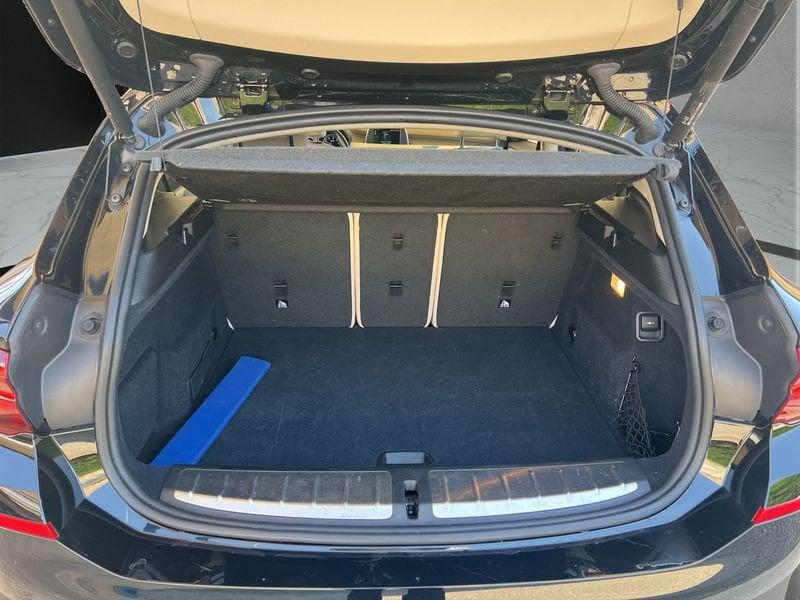 BMW X2 sDrive 18d Auto