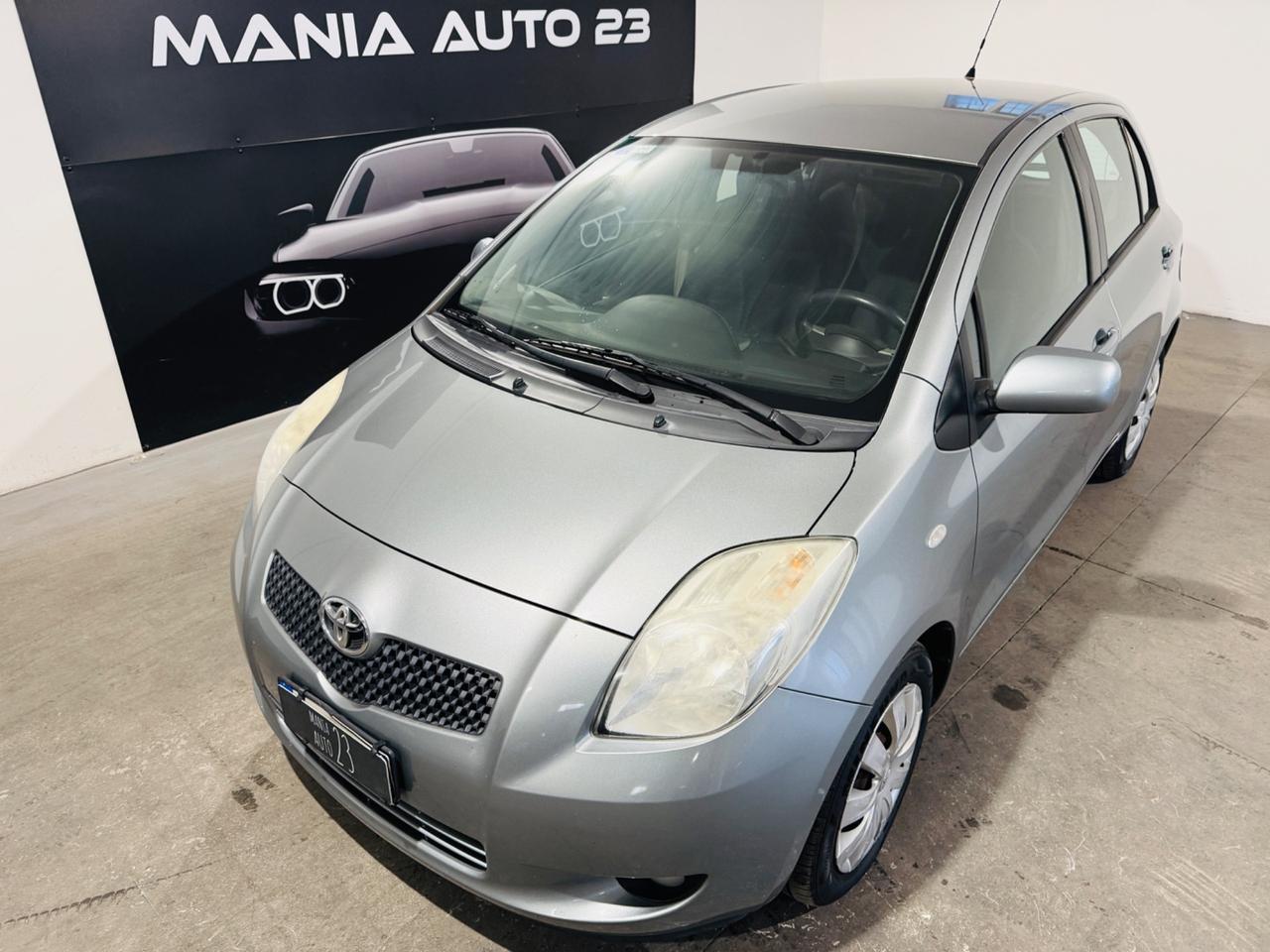 Toyota YARIS 1.3 82 CV*NEOPATENTATI*