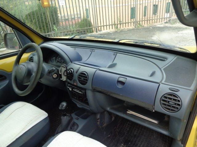 RENAULT Kangoo 1200 CAT LETTORE CD ITALIA