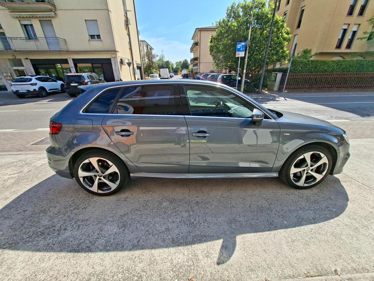 Audi A3 Sportback 30 1.6 tdi Business 116cv s-tronic my19