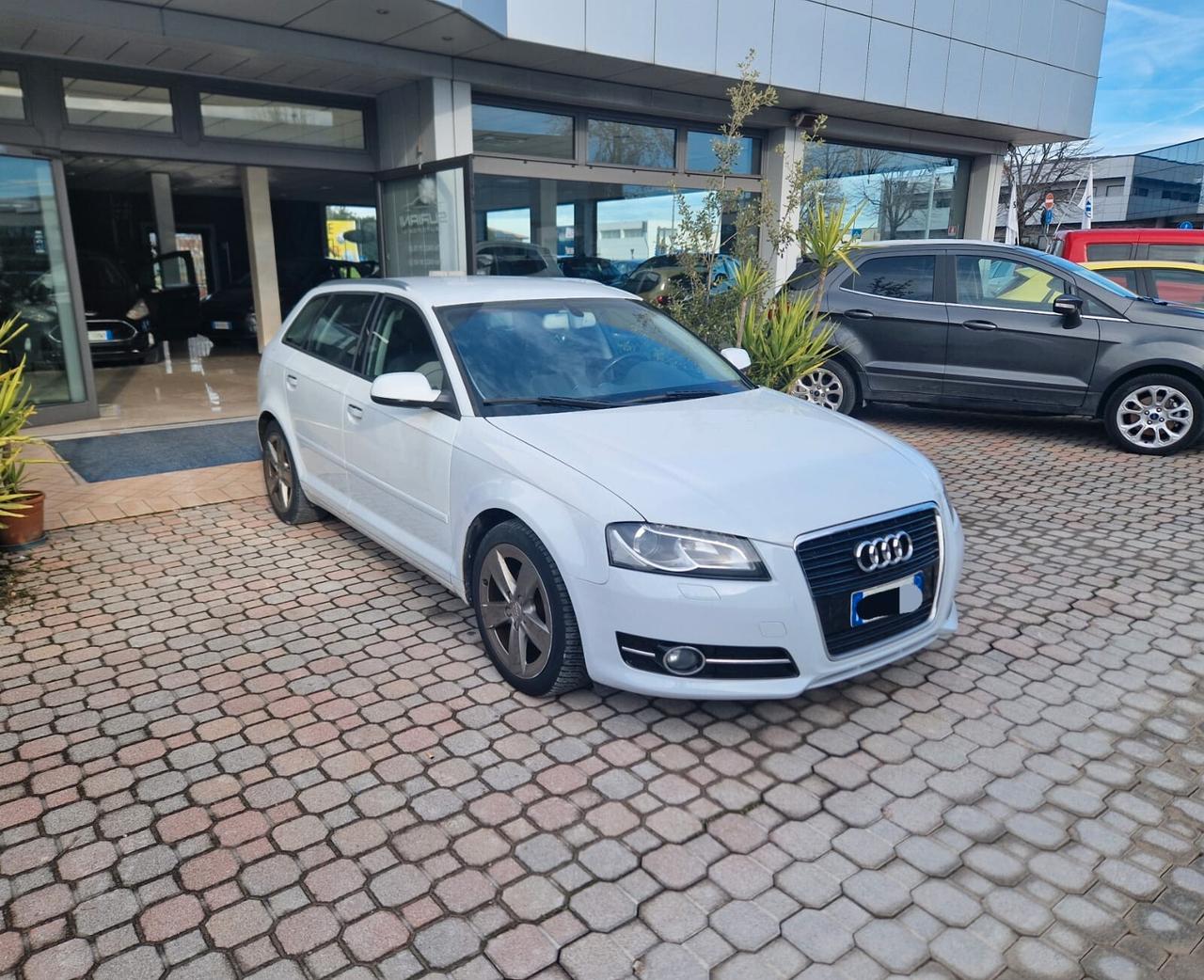 Audi A3 SPB 1.6 TDI 105 CV CR Ambition OK NEO PATENTATI