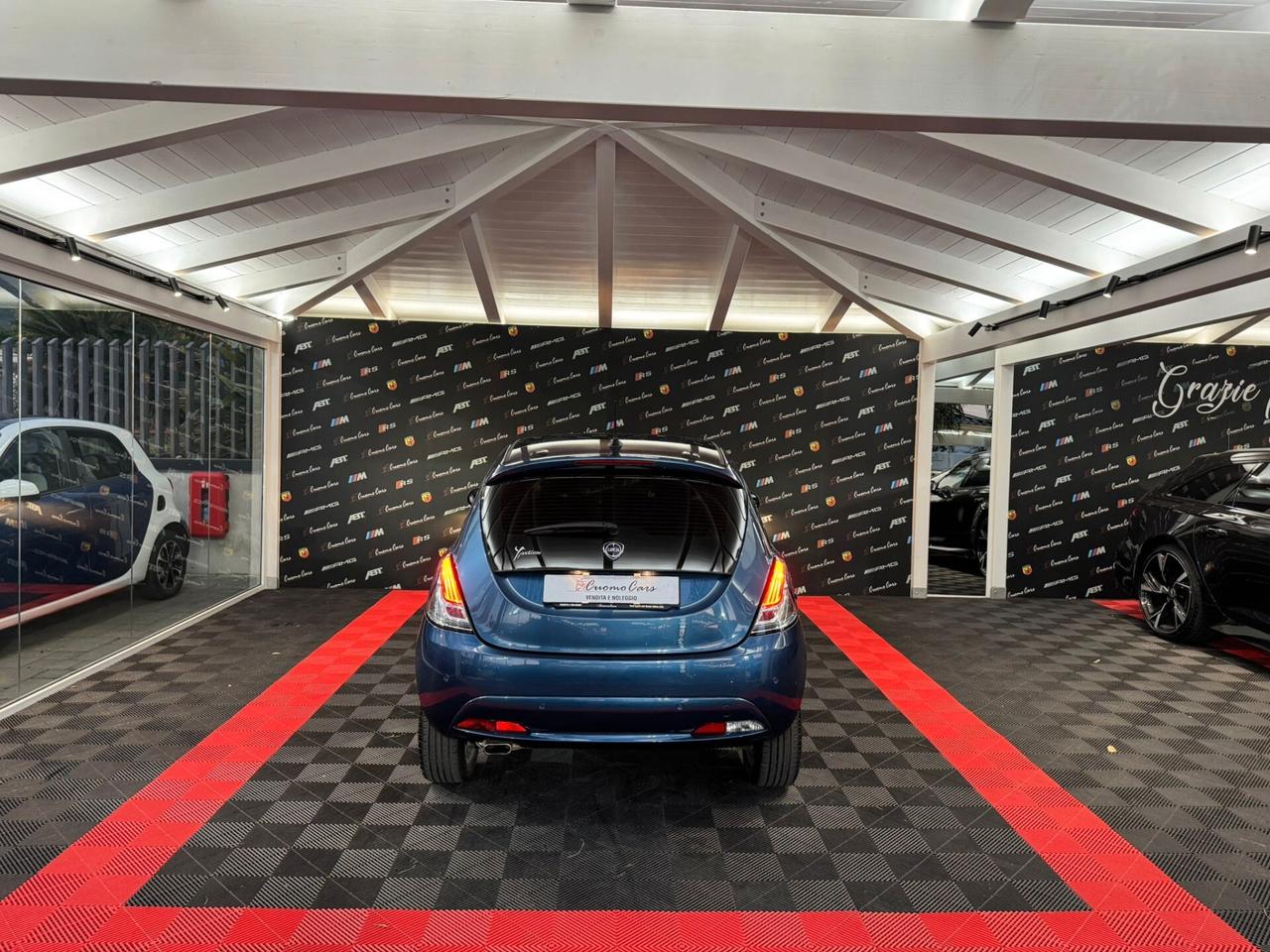 Lancia Ypsilon 1.2 FireFly 5 porte S&S Ecochic Silver