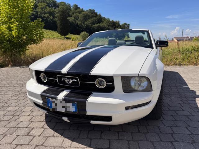 FORD Mustang 4.0 v6 Cabriolet