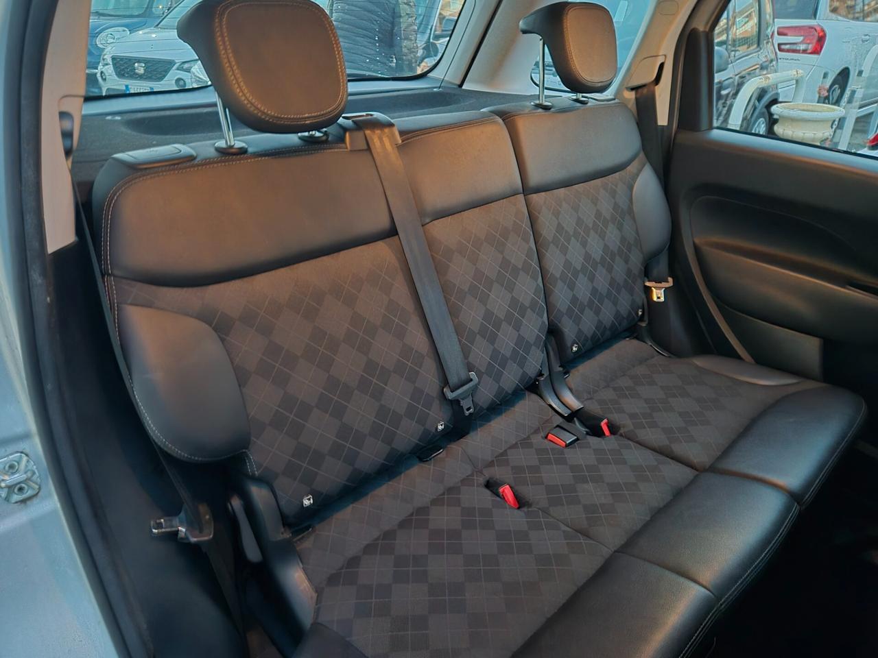 Fiat 500L LOUNGE 1.4 BENZINA GPL