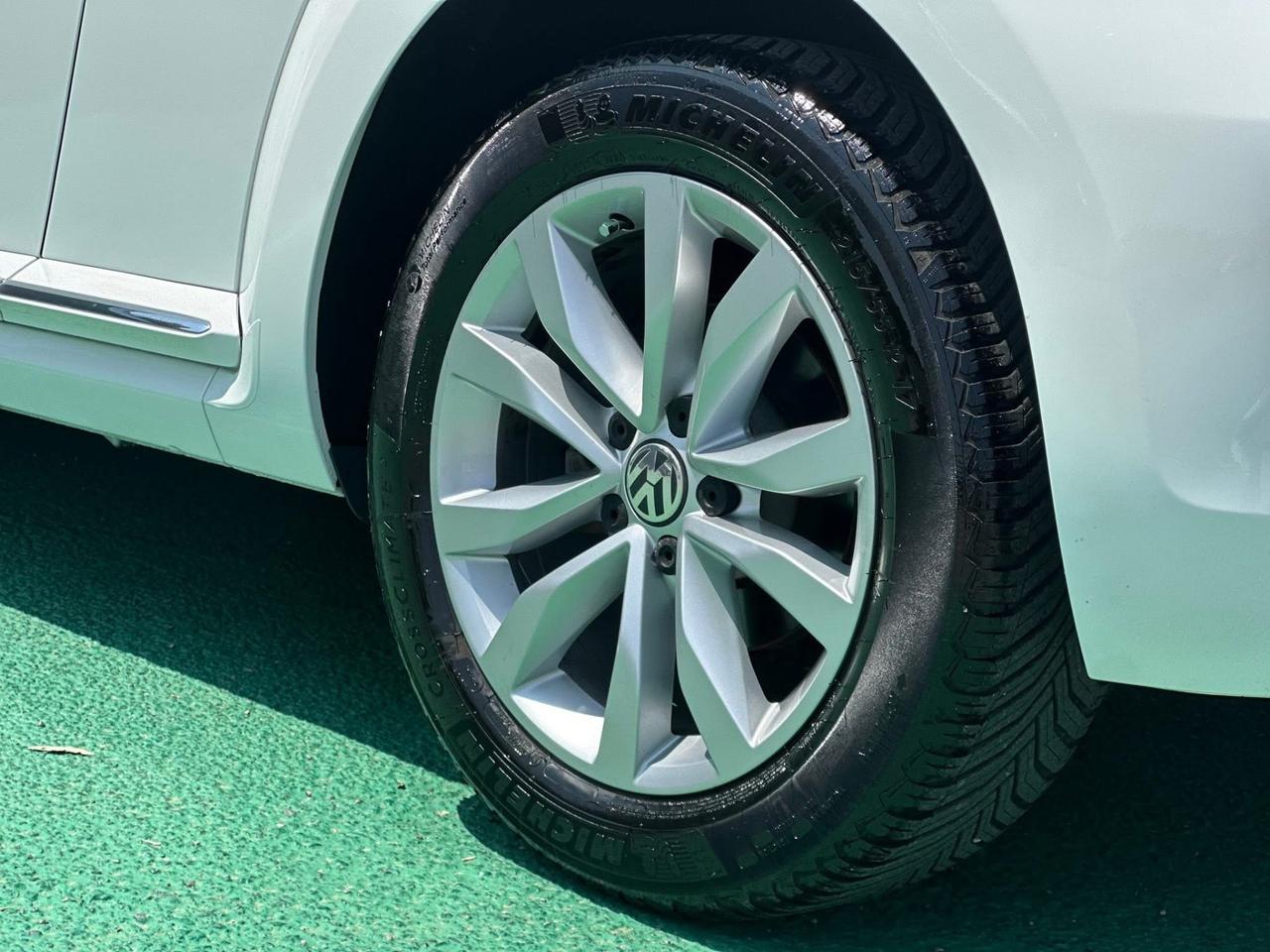 Volkswagen Maggiolino 1.6 TDI 105cv Design 2012