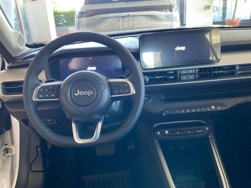 Jeep Avenger e-Hybrid 1.2 MHEV e-Hybrid Turbo Altitude