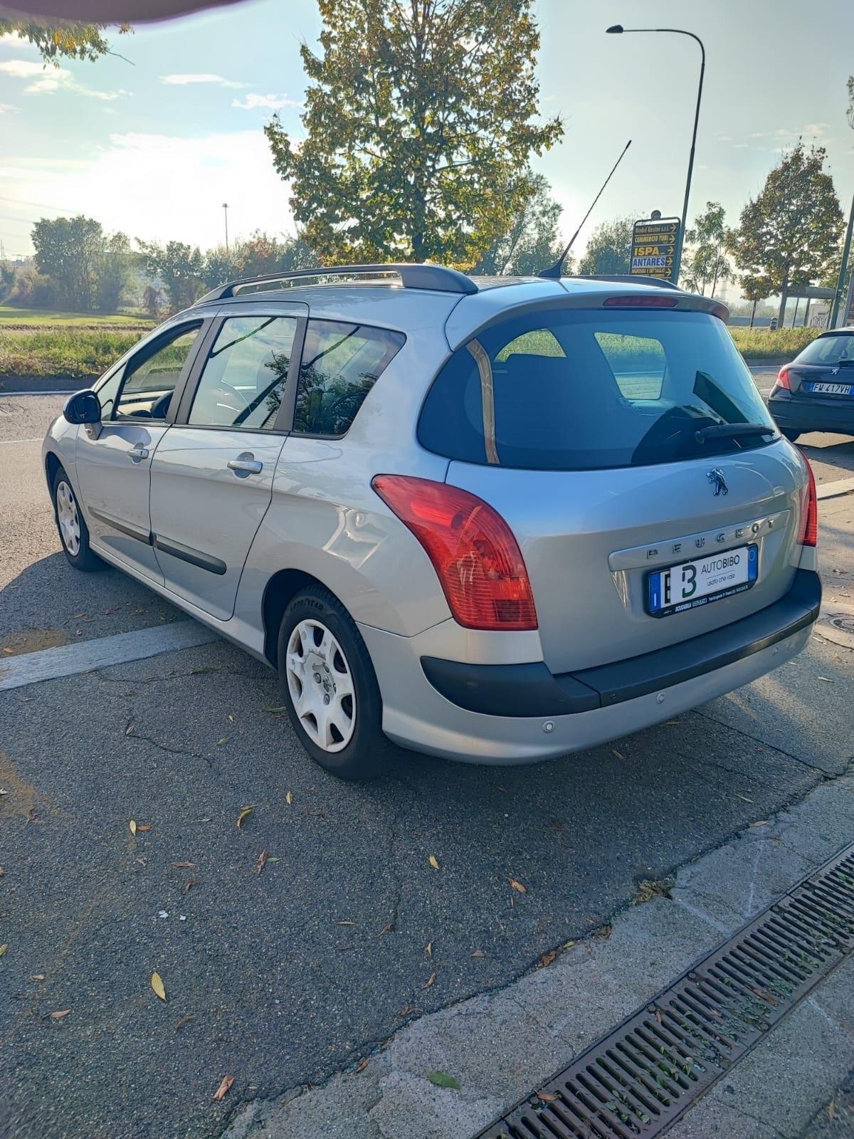 Peugeot 308 1.6 8V HDi 112CV SW Business