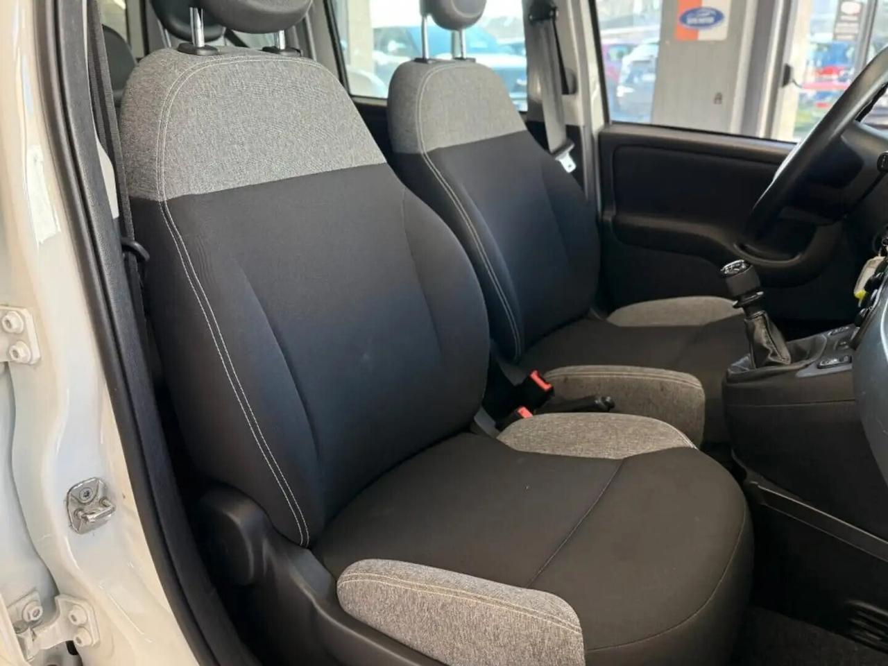 FIAT Panda Hybrid 1.0 FireFly 70 CV – Neopatentati