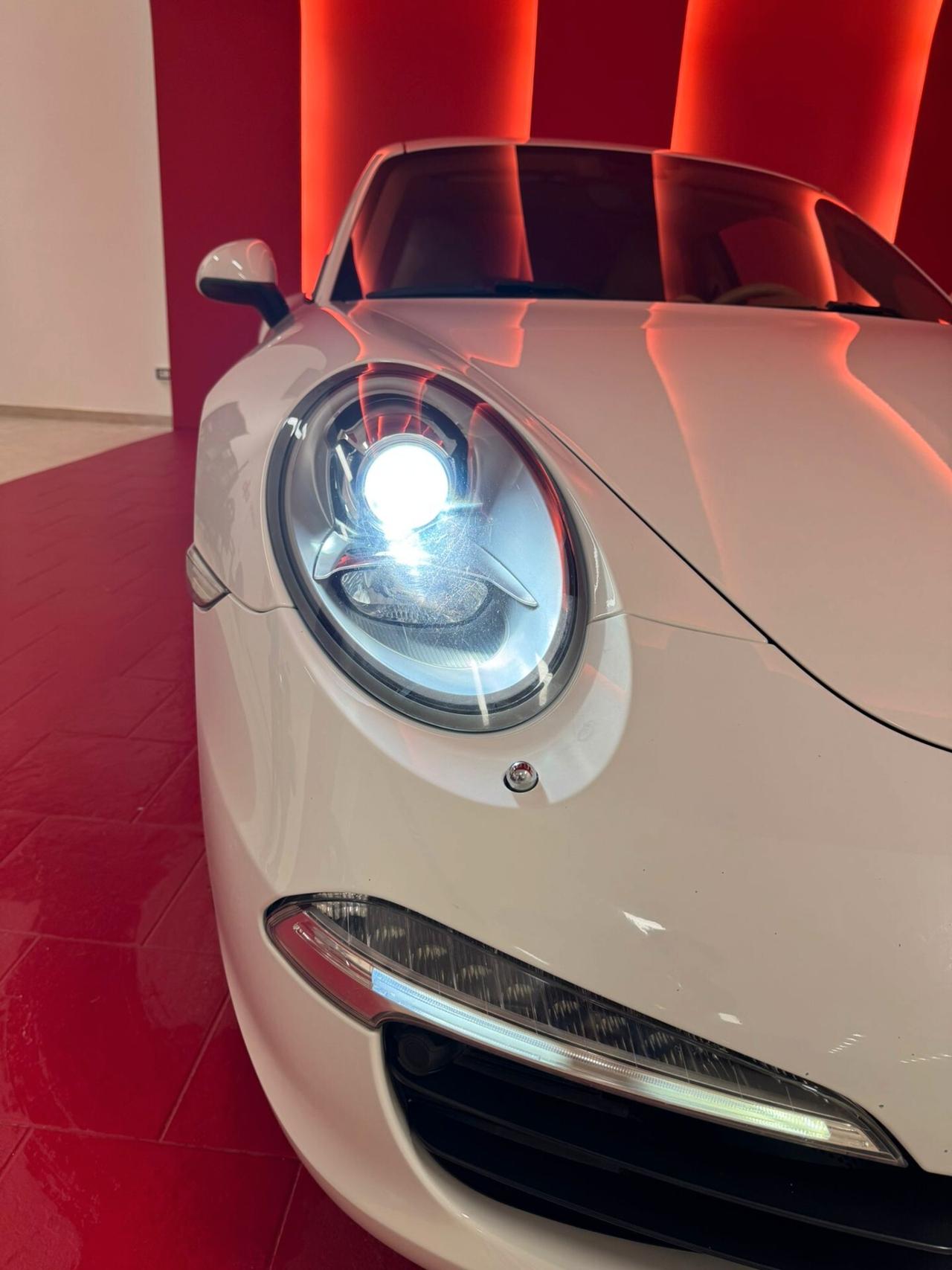 Porsche 911 3.4 Carrera Coupé