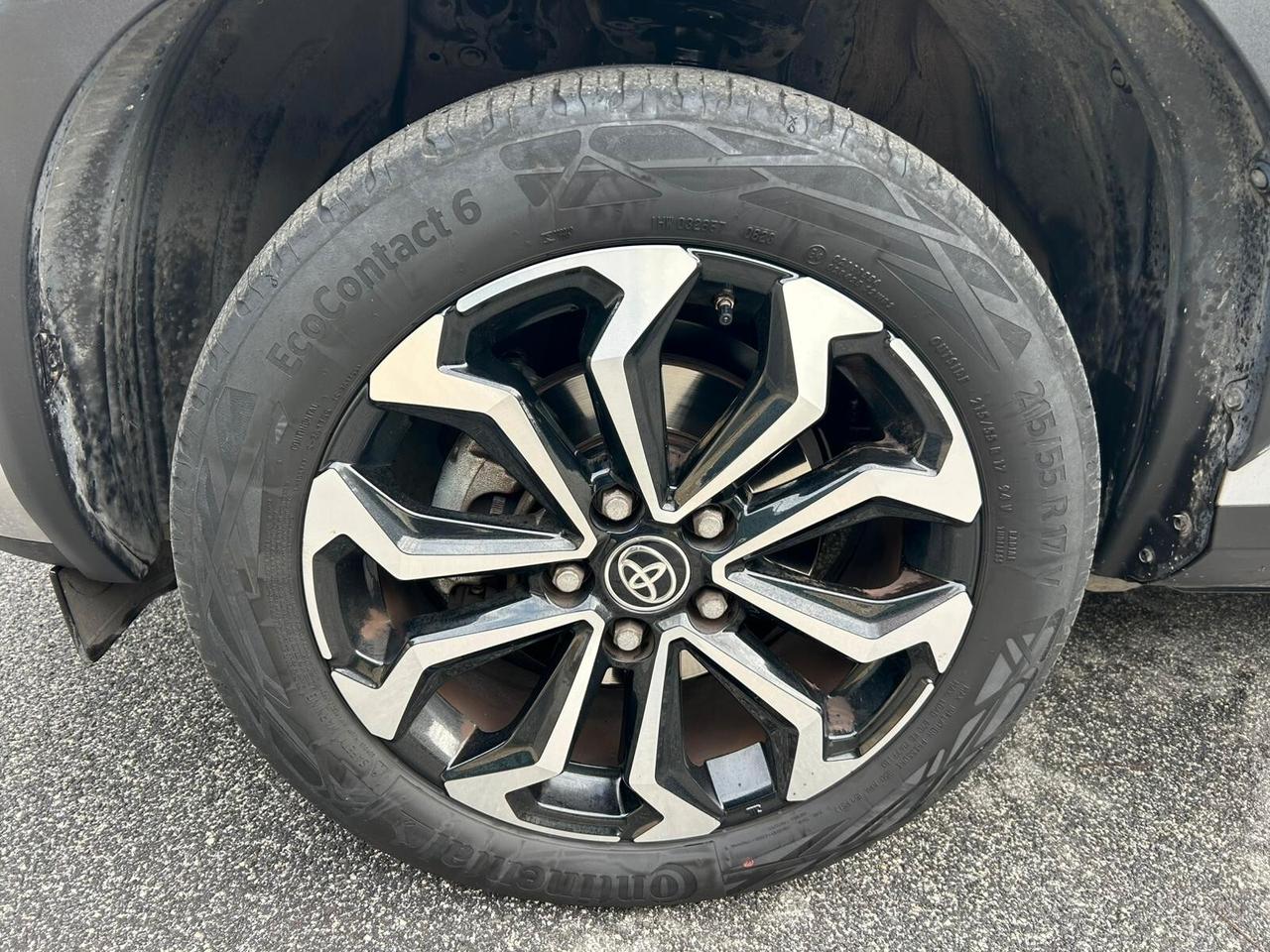 Toyota Yaris Cross 1.5 Hybrid 5p. E-CVT AWD-i Adventure