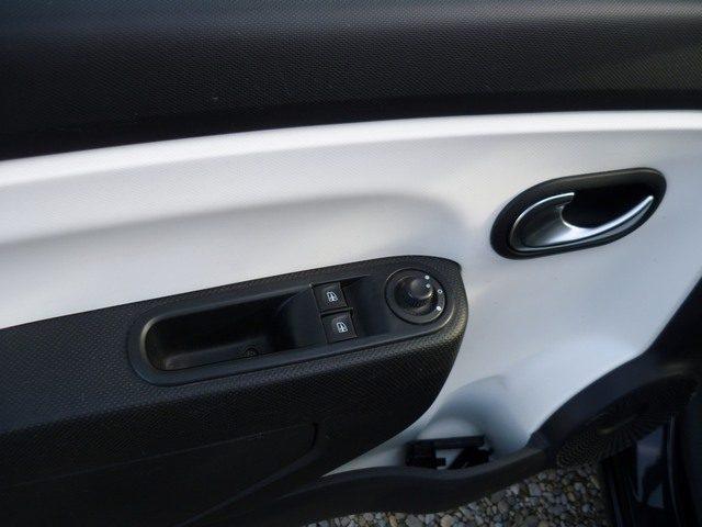 RENAULT Twingo SCe Lovely