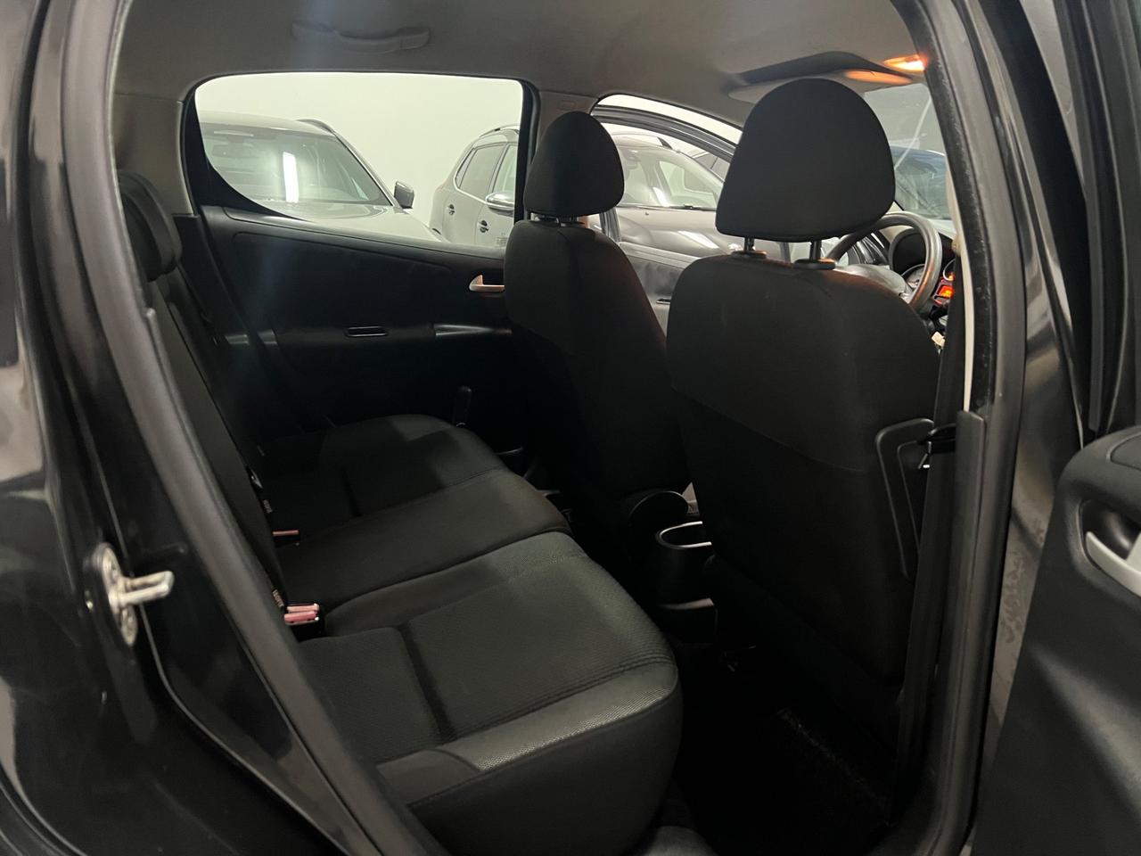 Peugeot 207 1.4 8V 75CV 5p. X Line