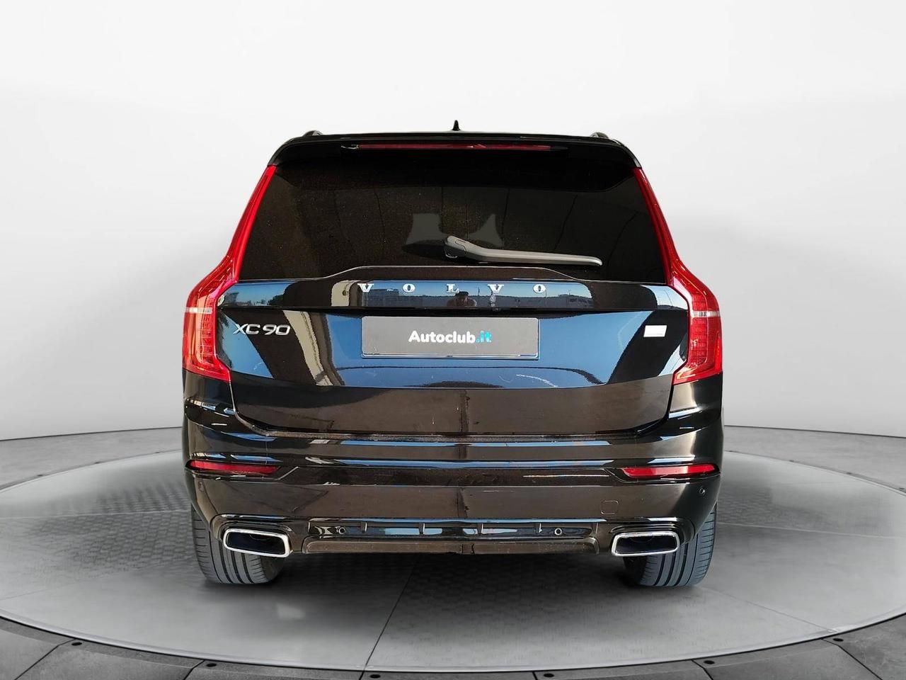 Volvo XC90 2.0 t8 phev R-design awd 303cv 7 Posti