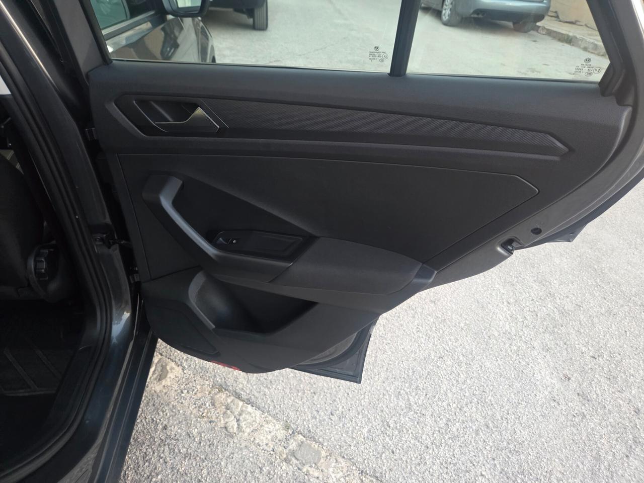 VW T ROC 1.6 TDI 115 CV ANNO 2019 ANDROID KMCERT