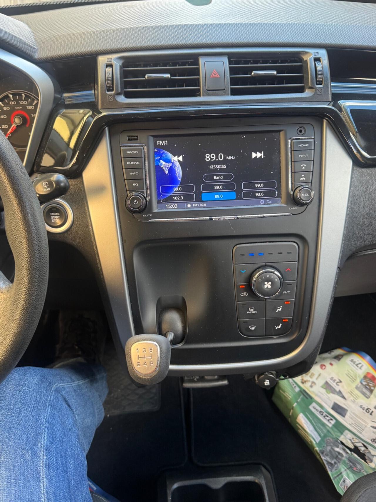 Mahindra KUV100 1.2 VVT M-Bifuel(GPL) K8