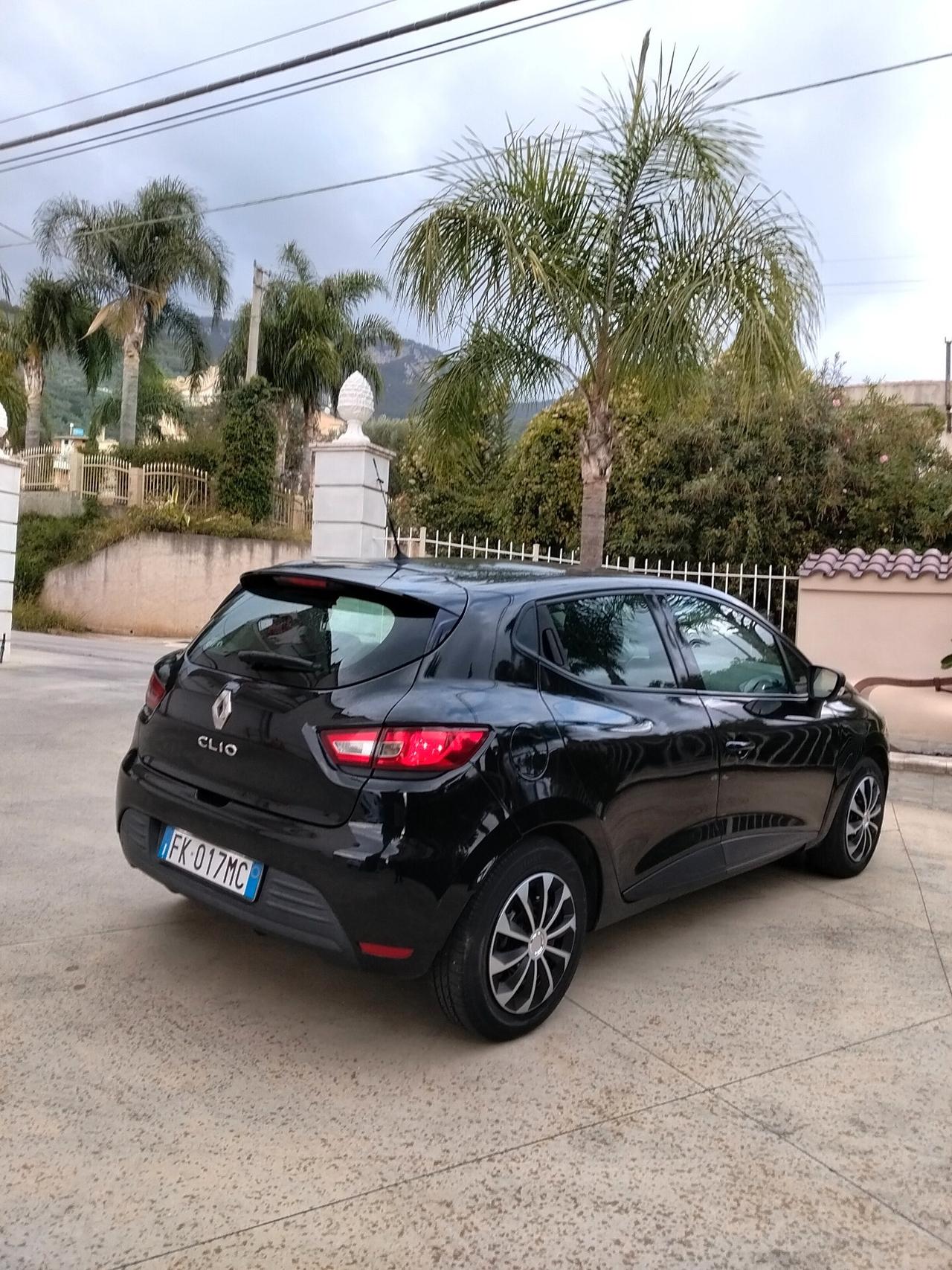 Renault Clio 1.2 75CV 5 porte Life