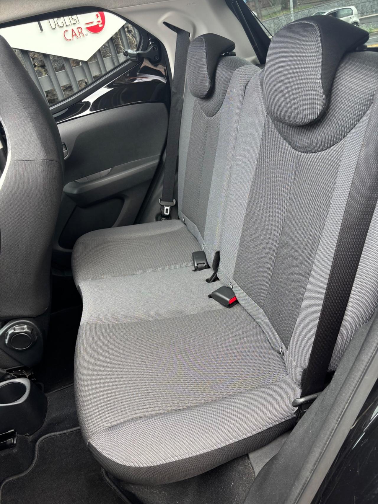 Toyota Aygo Connect 1.0 VVT-i 72 CV 5 porte x-wave