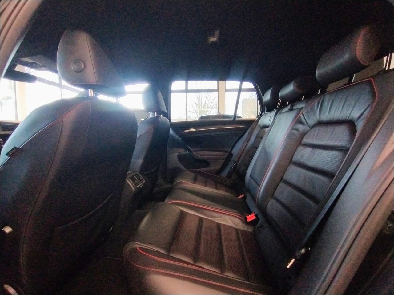 Volkswagen Golf GTI Performance 2.0 245 CV TSI DSG 5p. BMT