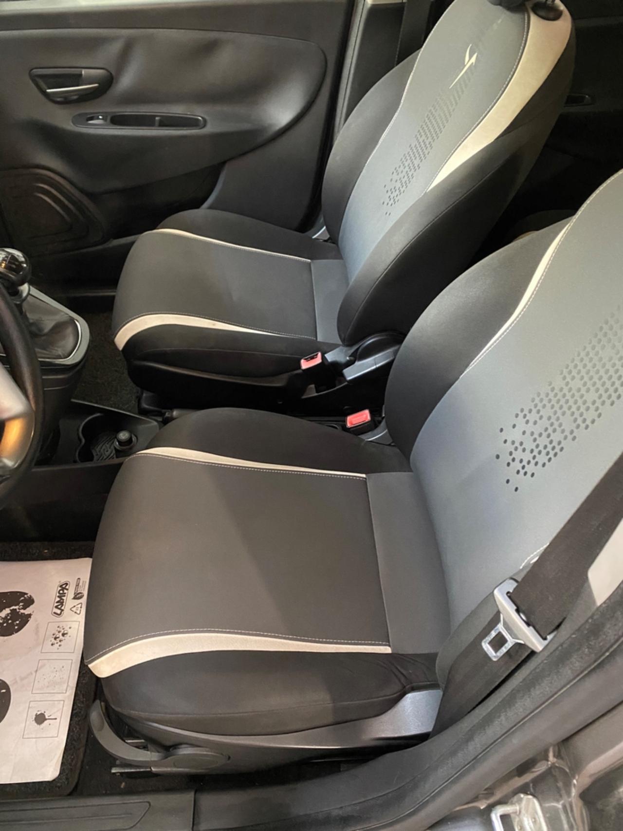 Lancia Ypsilon 1.2 69 CV 5 porte Elle