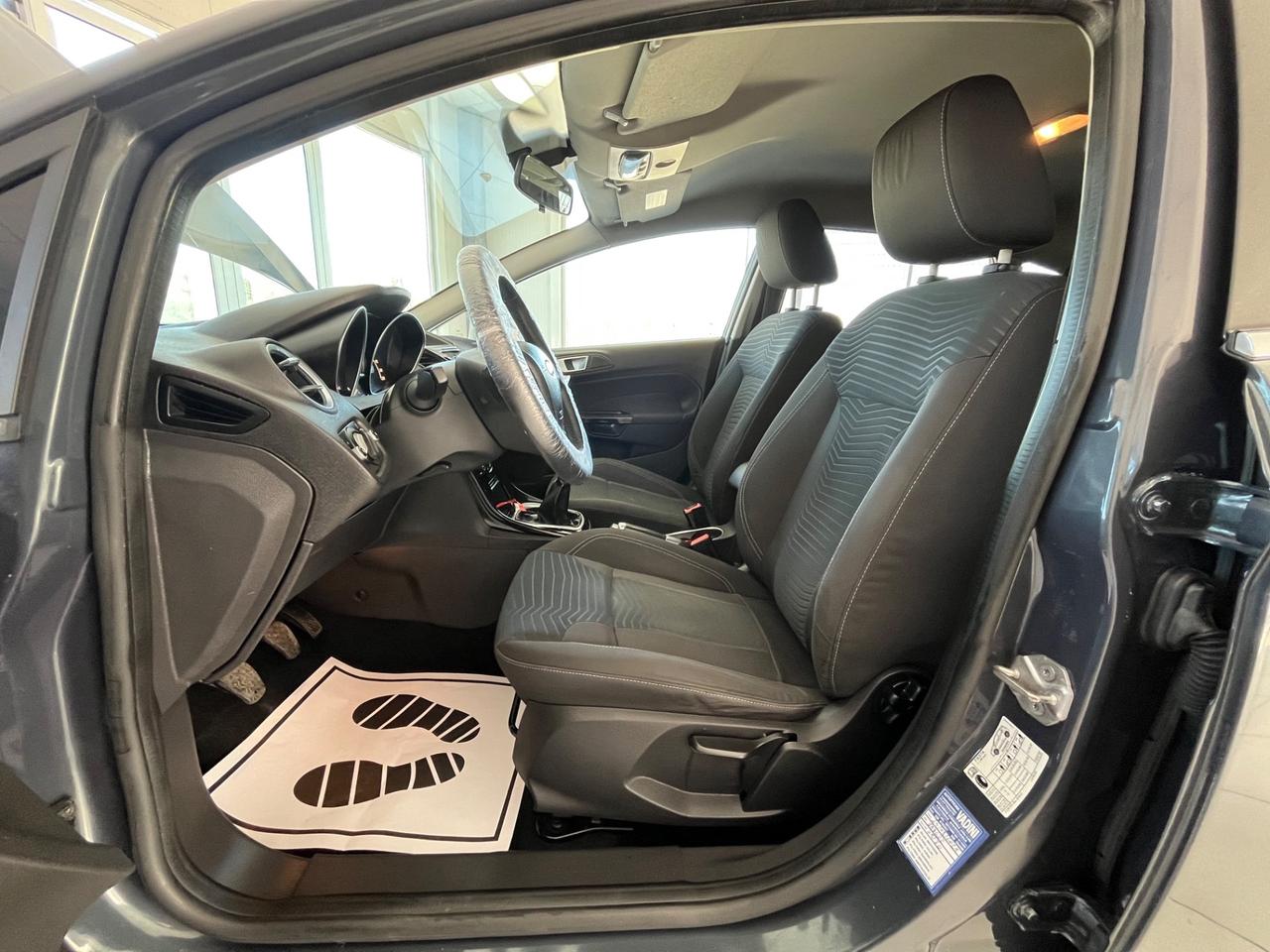 Ford Fiesta 1.5 TDCi 75CV 5 porte Titanium