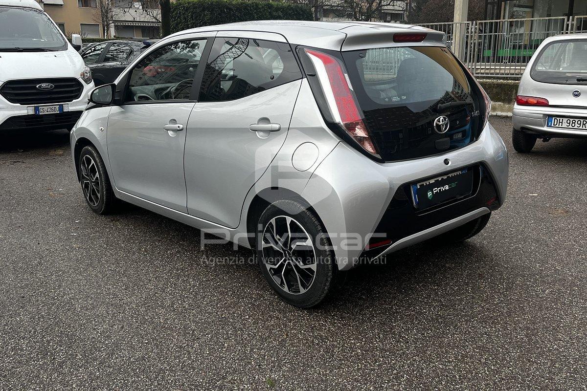 TOYOTA Aygo 1.0 VVT-i 69 CV 5 porte x-wave