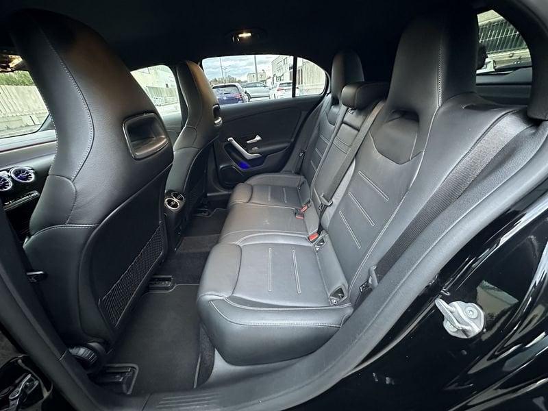 Mercedes-Benz Classe A A 180d 2.0 Automatic AMG Line Premium 116cv