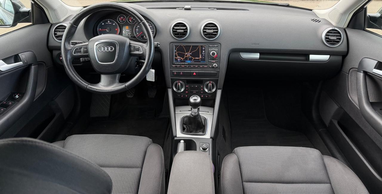 Audi A3 SPB 1.6 TDI 105 CV CR Attraction